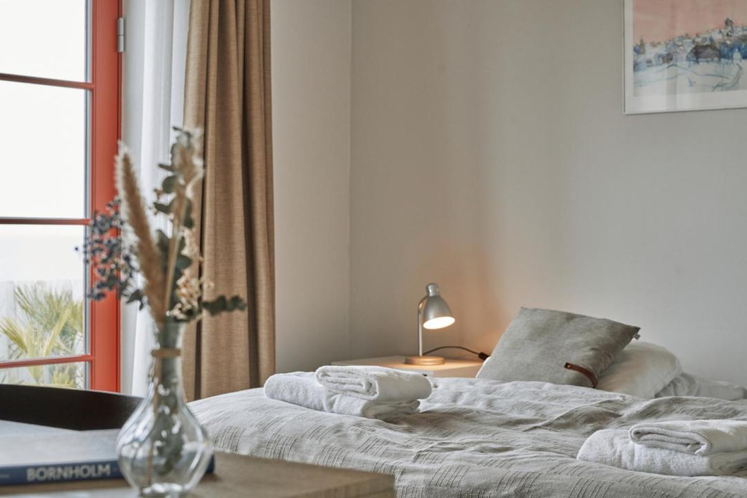 Hotel Klippen Gudhjem Eksteriør bilde