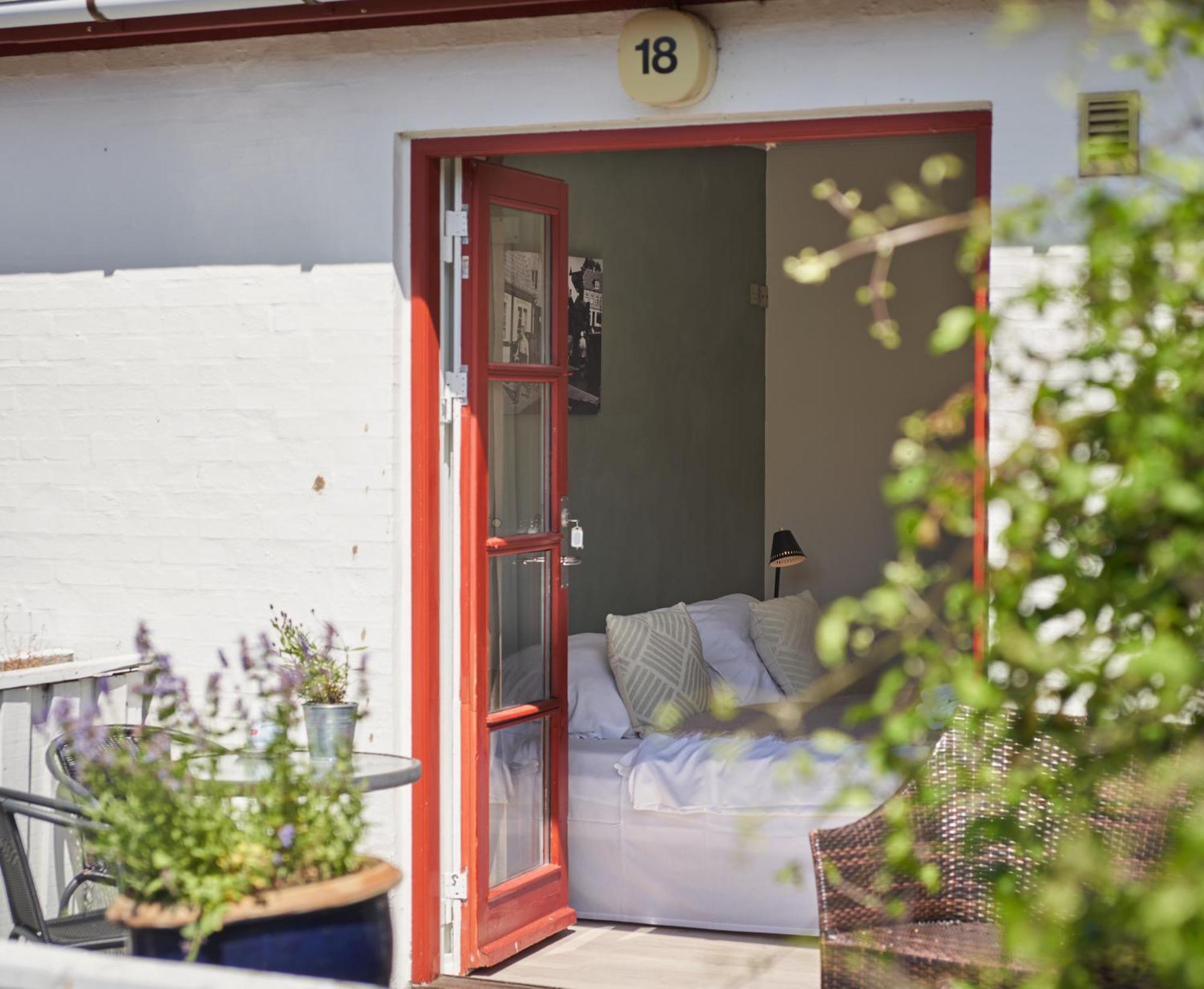 Hotel Klippen Gudhjem Eksteriør bilde