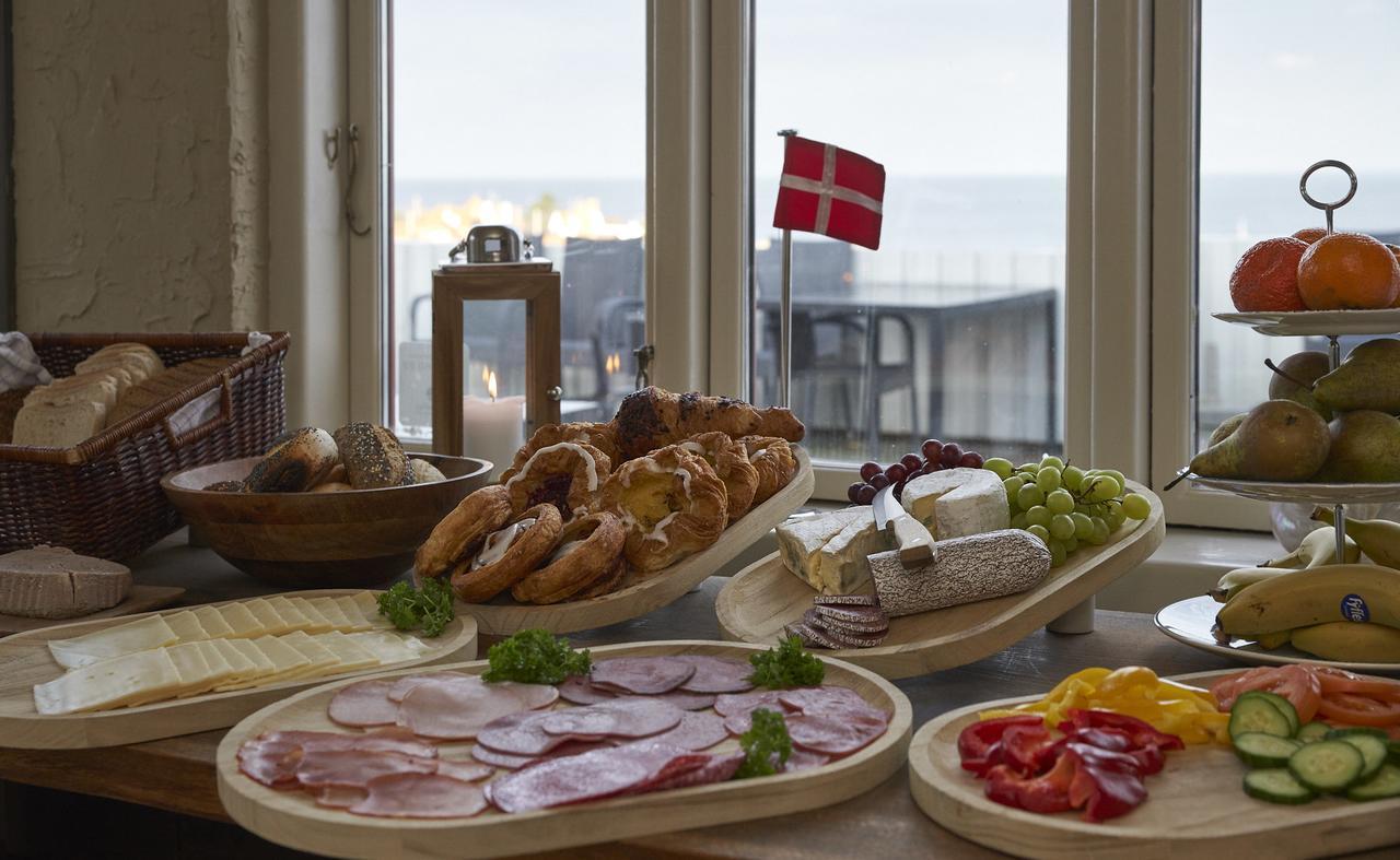 Hotel Klippen Gudhjem Eksteriør bilde